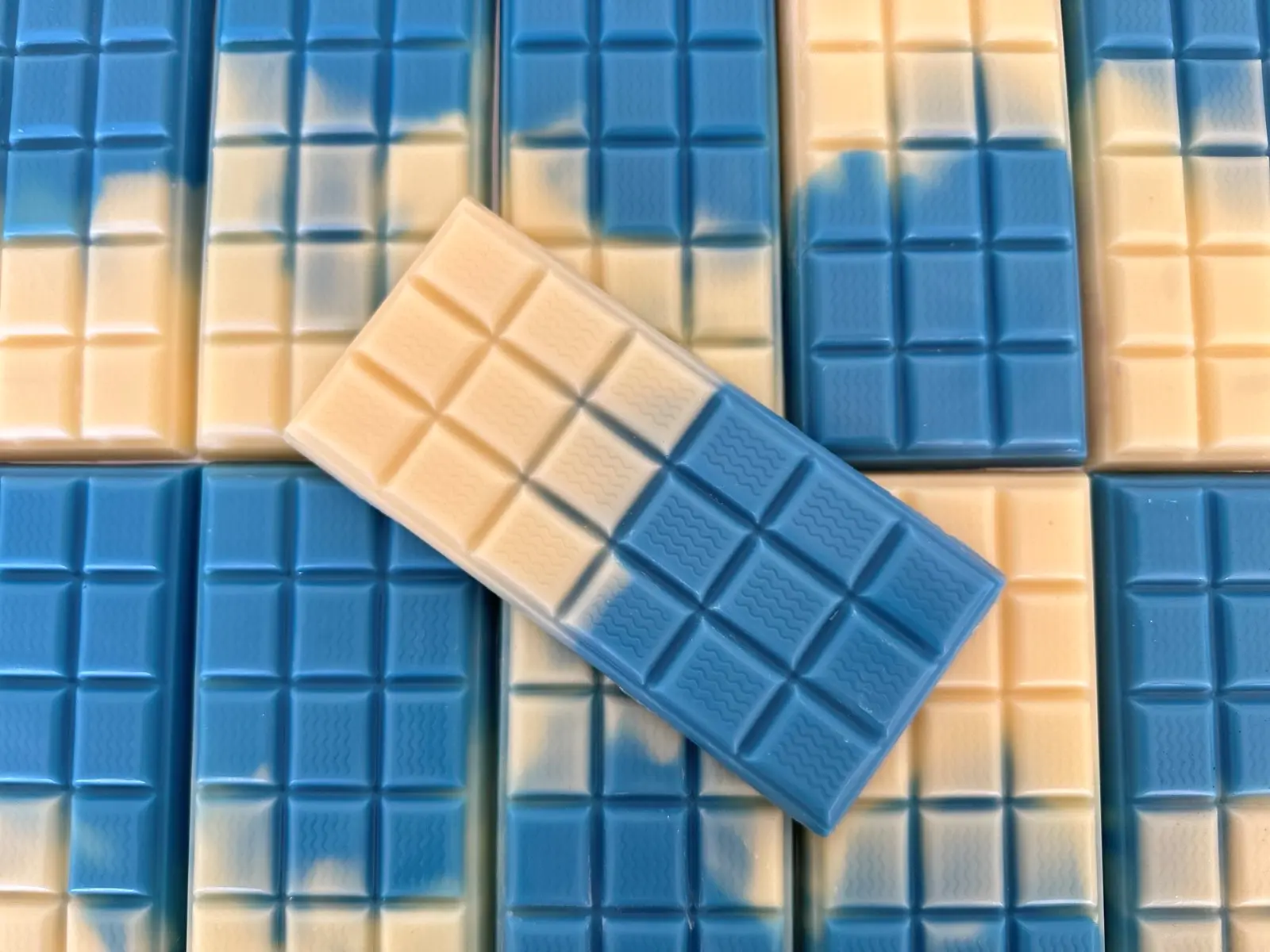 Chocolate Wax Melts - Fresh Linen